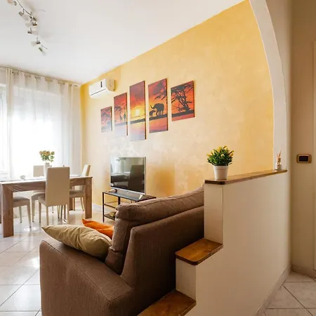 Udine M2 Balcony Apt *