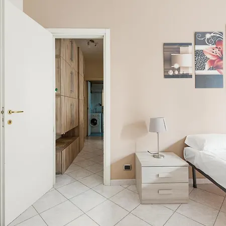 Udine M2 Balcony Apt *